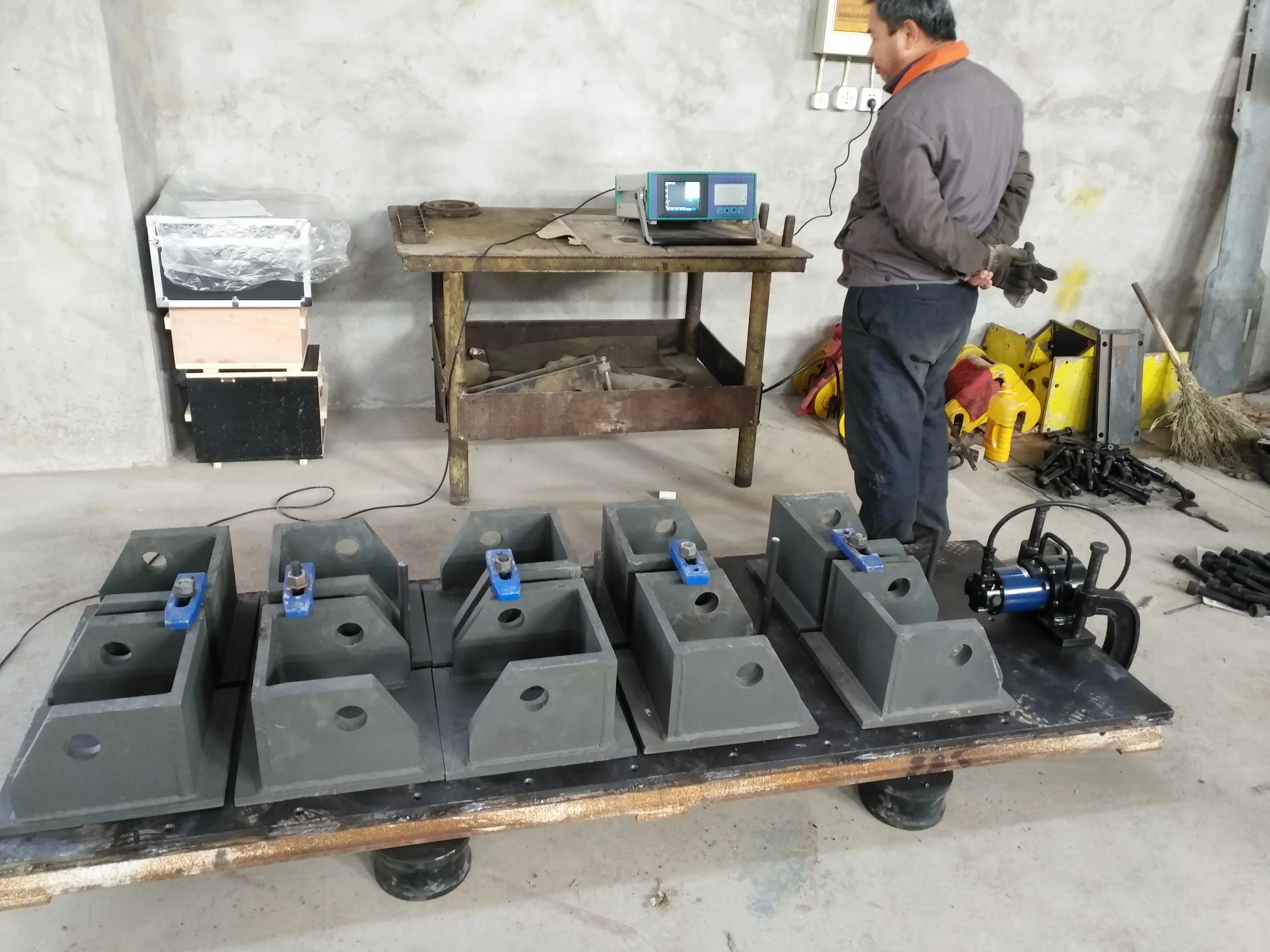 Полностью автоматический прибор для износа вибрации стальная пластина сварки