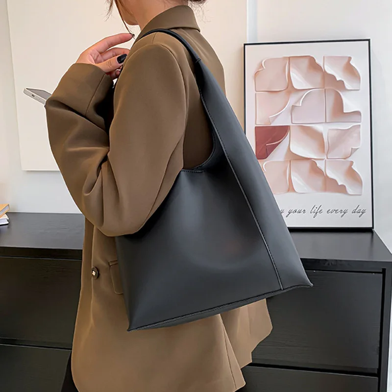 

Vintage PU Leather Handbags Women 2022 Autumn New Fashion Solid Color Shoulder Shopping Bag Classic Simple Femme Hand Bags