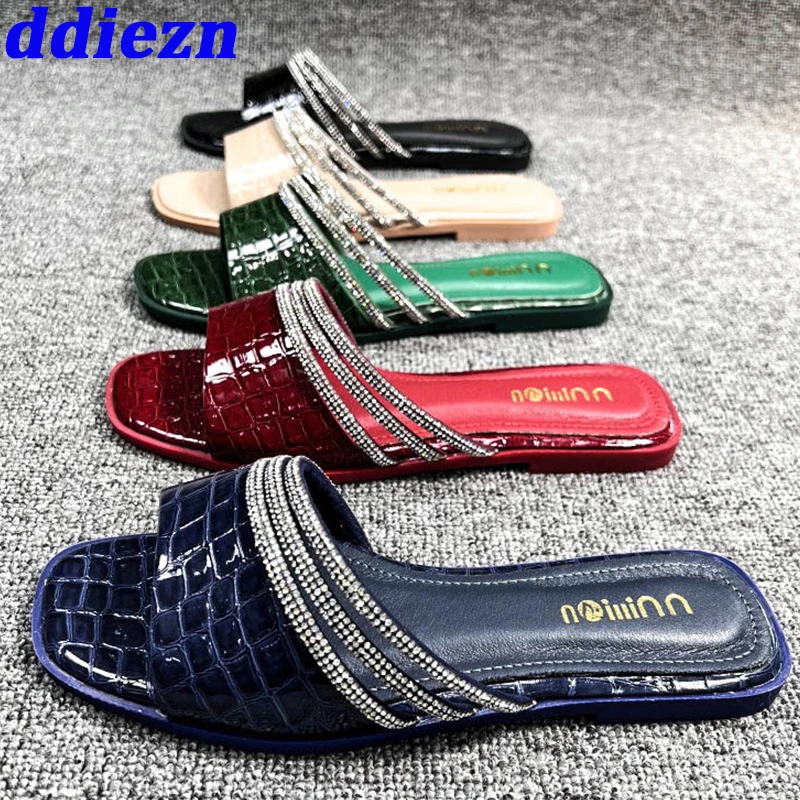 

Ladies Flats Shoes New In Female Slides Slippers 2023 Outdoor Rhinestones Fashion Beach Sandals Summer Women Slippers Flip Flops