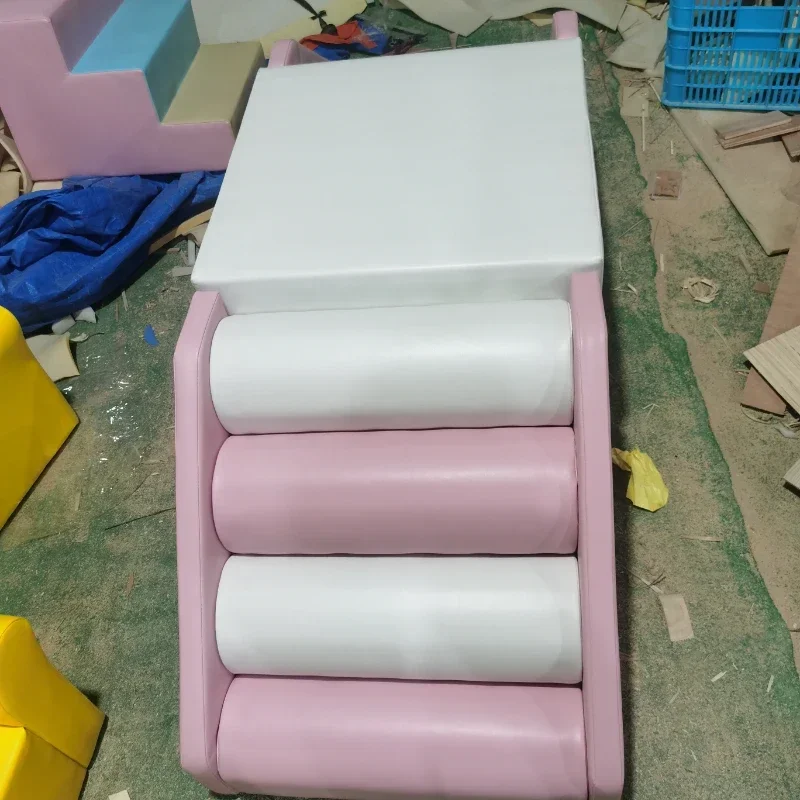 Лидер продаж Детский мягкий игровой набор светло-бежевого и белого цветов аренда