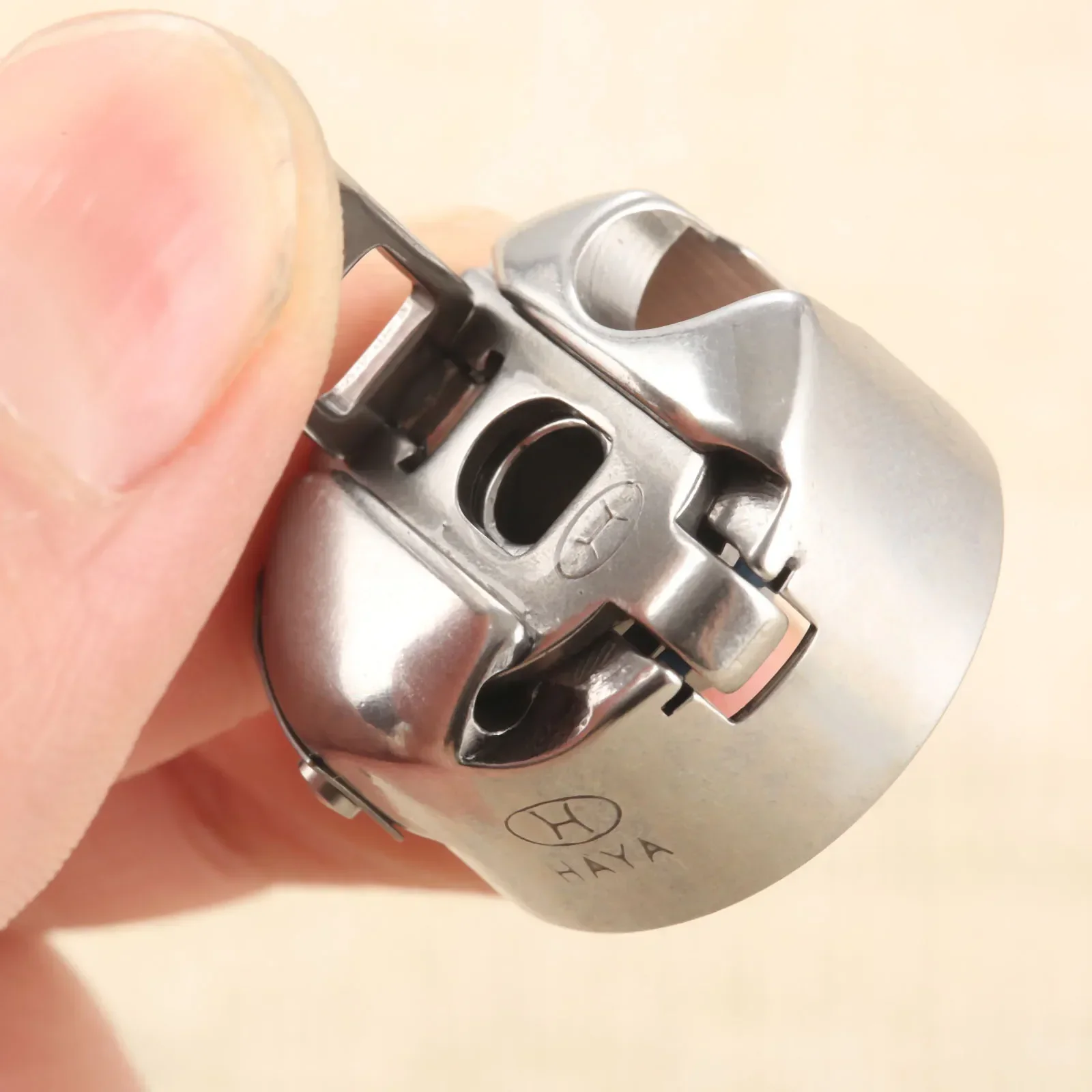 Промышленная швейная машина Bobbin чехол Lockstitch подходит для BROTHER Зингер Пфафф JANOME JUKI