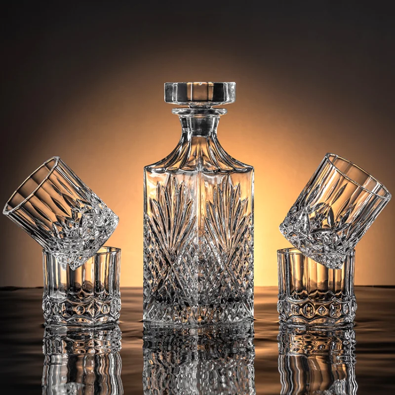 

Glasses Drink Cocktail Whisky Bottle Bartender Kit Coctail Shaker Set Whiskey Glass Drinking Games Vasos Chupito Bar Accessories