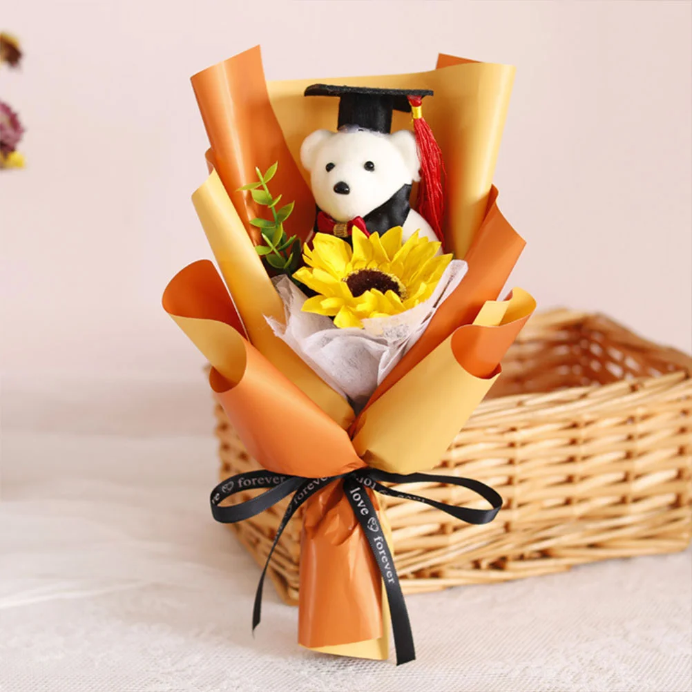 

Miniature Stuff Dr Bear Graduation Flower Delicate Adorable Dolls Gift Bouquet Season DIY Accessories Ornaments Toys