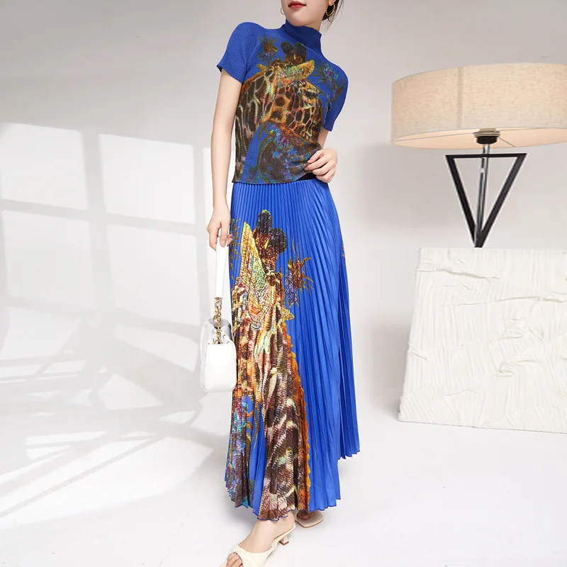 

Skirt Suits Women Summer 2022 Printed Stretch Slimming Miyake Pleated Two Piece Set Turtleneck Short Sleeved Top + Long Skirt