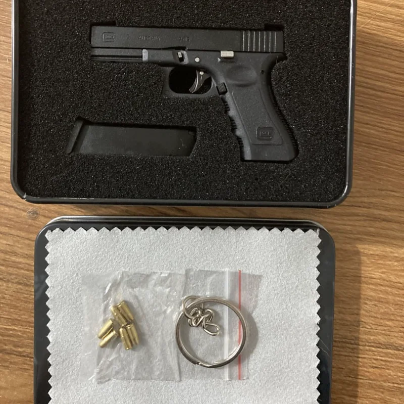 

Металлическая модель пистолета Empire GLK G17/G34 1:3