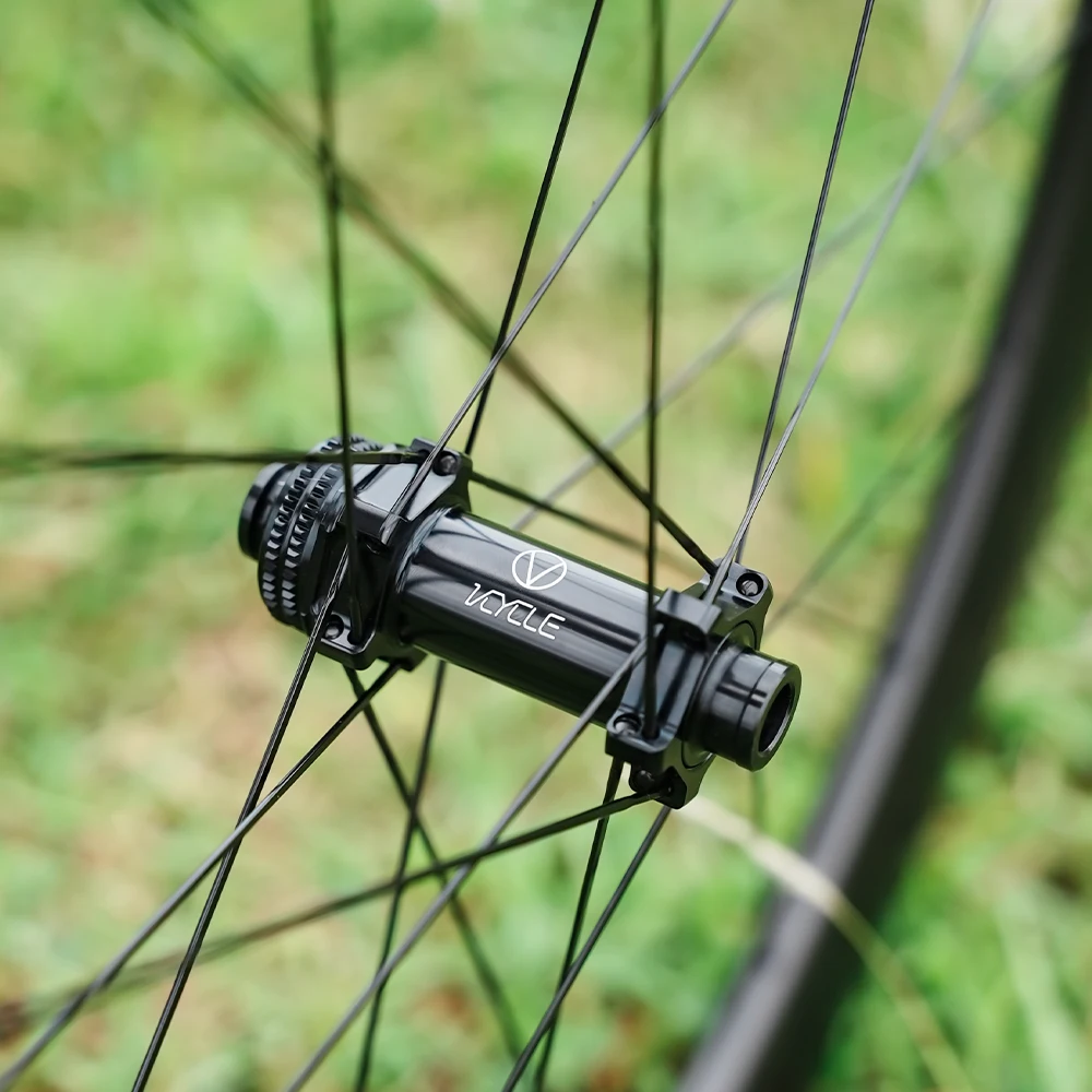 Фото Колеса VCYCLE VELO I из карбонового волокна, готовые к установке бескамерных шин, сверхлегкие, с ободом шириной 50 мм, клинчерные, для шоссейного велосипеда. №4