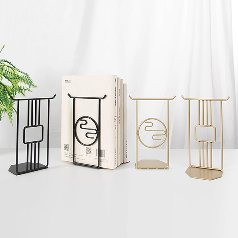 

Creative Wrought Iron Bookend Ornaments Modern Living Room Study Bookshelf Decoration Accessories Office Desktop Decor Gifts