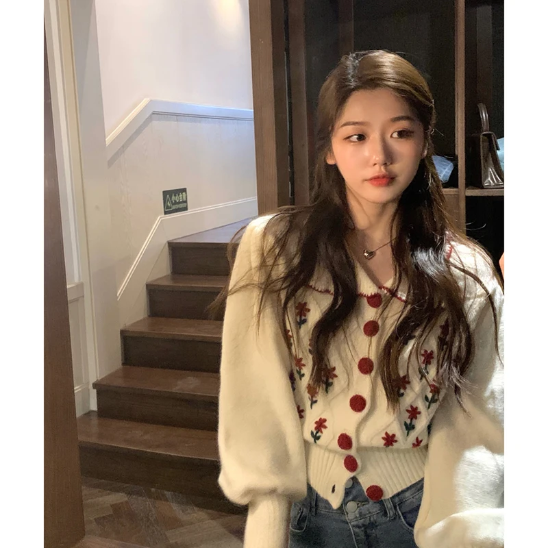 Осенний милый свитер в стиле ретро с цветочной вышивкой короткие женские рубашки