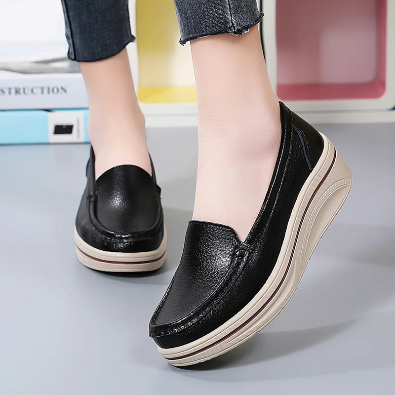 

Women's Casual Flat Shoes Leather Luxury Brand Wedge Sneakers Slip on Ladies Moccasins Designer Women Loafers Zapatos de Mujer