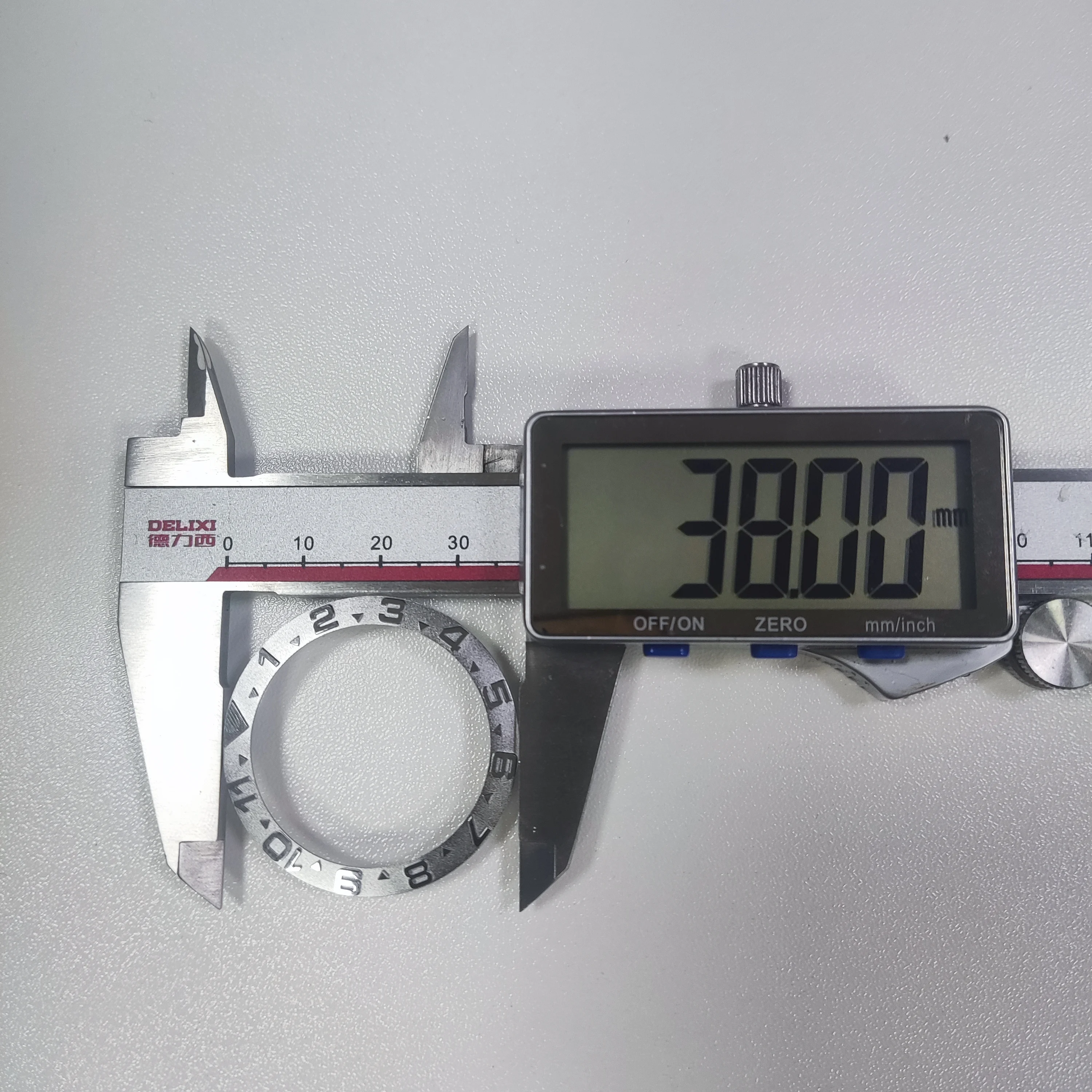 38 мм Высококачественная новая керамическая/алюминиевая рамка для часов подходит