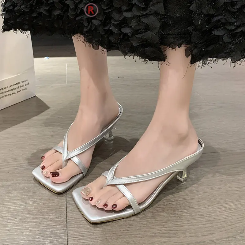 Summer Roman sandals clip toe everything sandals new sandals outside wear fashion square stiletto heels
