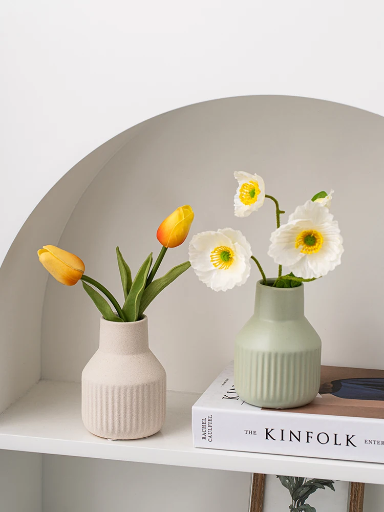 

The product can be customized.Nordic ins wind flower vase decoration, Morandi living room simulation, dried flower arrangement