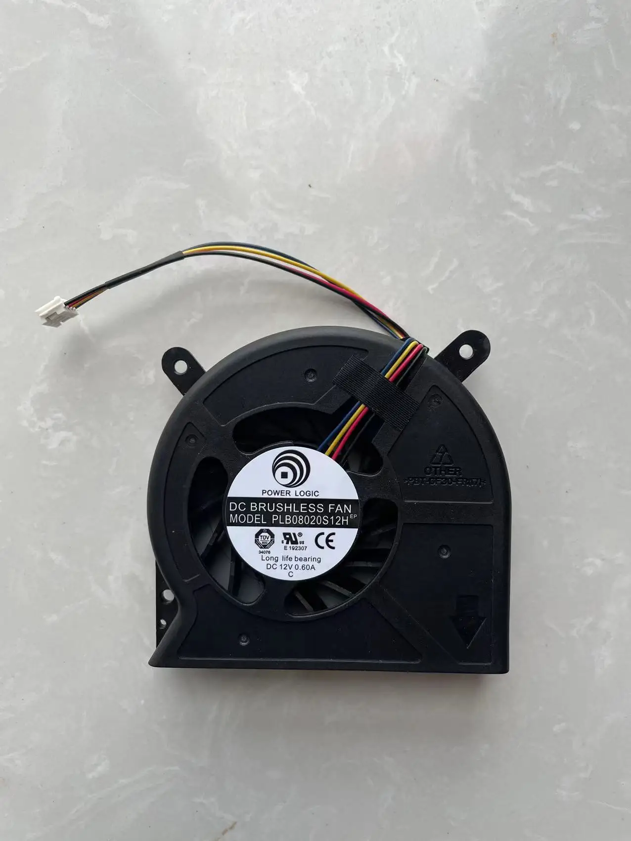 PLB08020S12H fun Q52 Q51 Q5T Q7 C3 hdp-9185 вентилятор все в одном