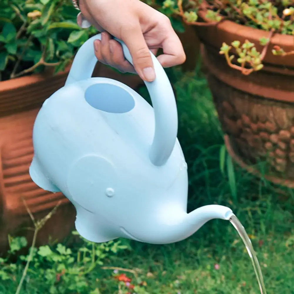 

Anti-scratch Plastic Labor-saving Elephant Shape Watering Can for Yard