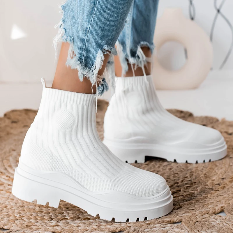 Кроссовки-носки женские на плоской подошве дышащие без шнуровки Ретро стиль для