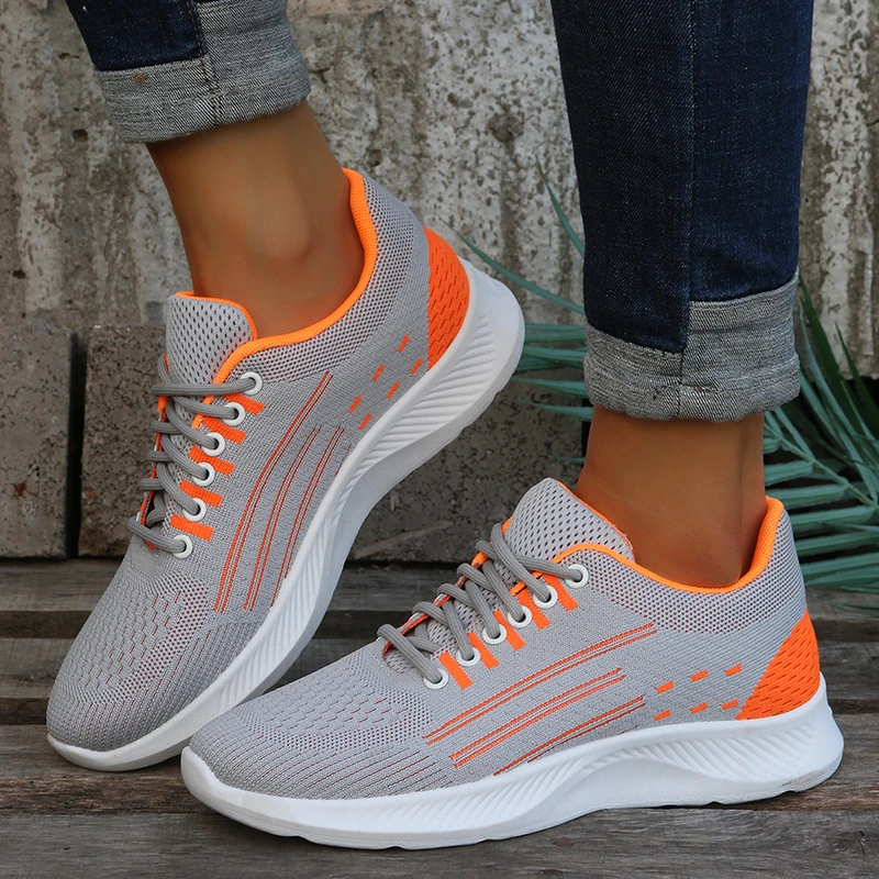 

Women's Sports Shoes New 2022 Comfortable Athletic Training Running Footwear Breathable Outdoor Lightweight Sneakers for Woman