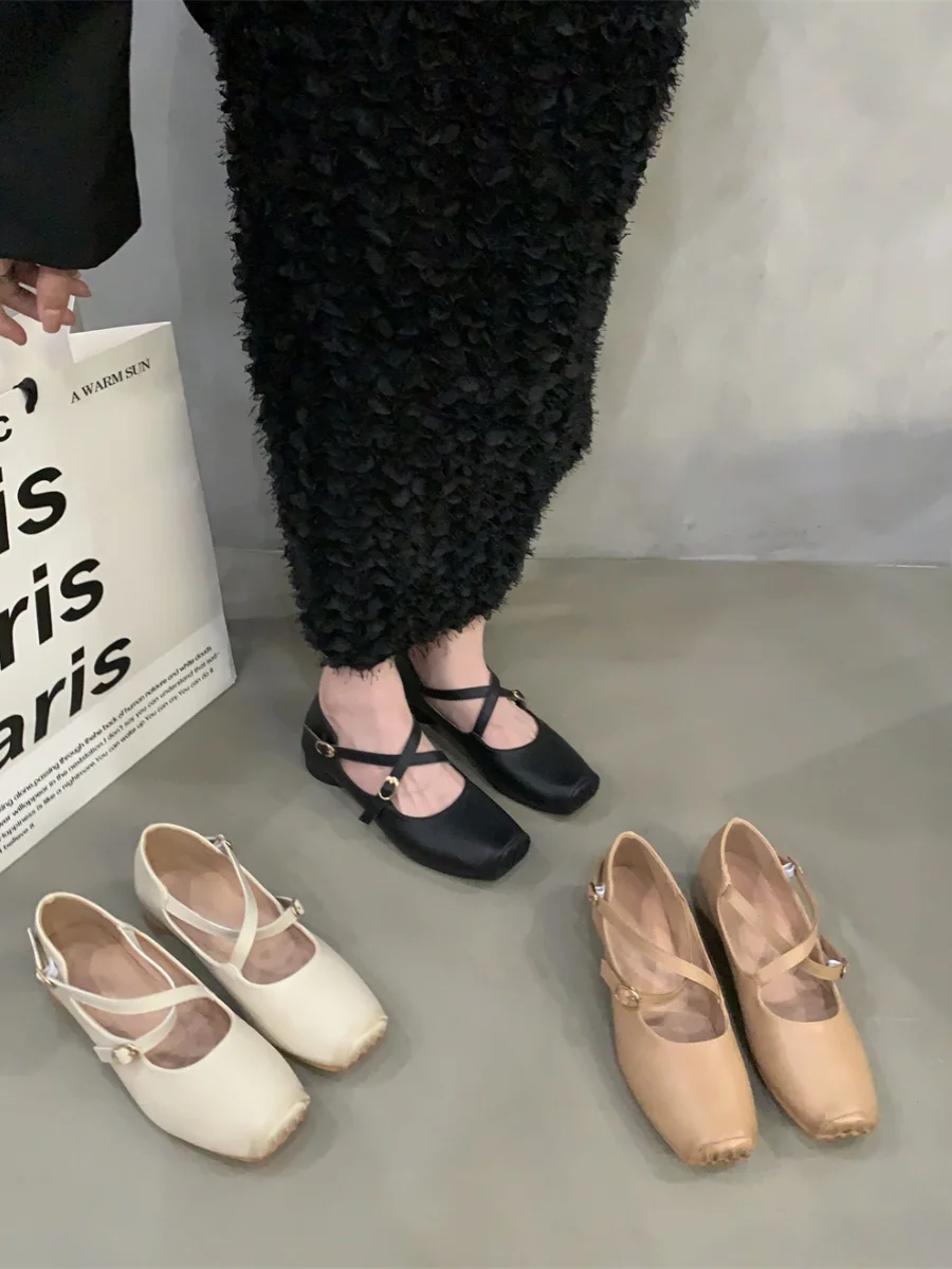 

Женские туфли дерби, балетки на плоской подошве, лоферы с мехом и закрытым носком, женская обувь, повседневные кроссовки, Кожаные балетки с квадратным носком, Новинка