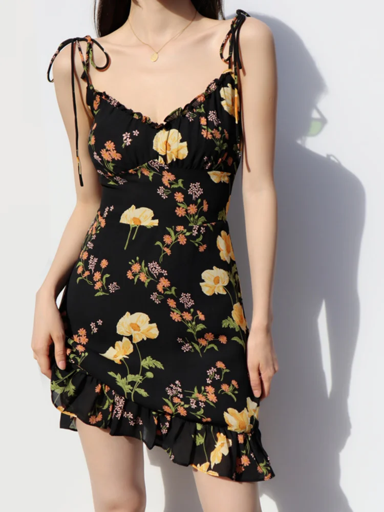 

Sexy Fungus Edge Women's Beach Resort Style Retro Slim Slash Neck Black Bottom Yellow Printing Sling Dress Y356
