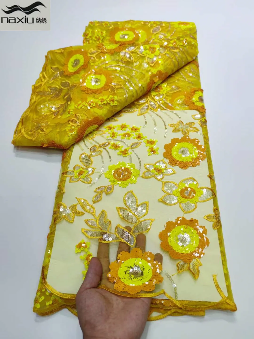 

Madison latest Yellow sequins African Lace Fabric 2022 High Quality Nigerian for Women Party Embroidery french bead Lace Fabric