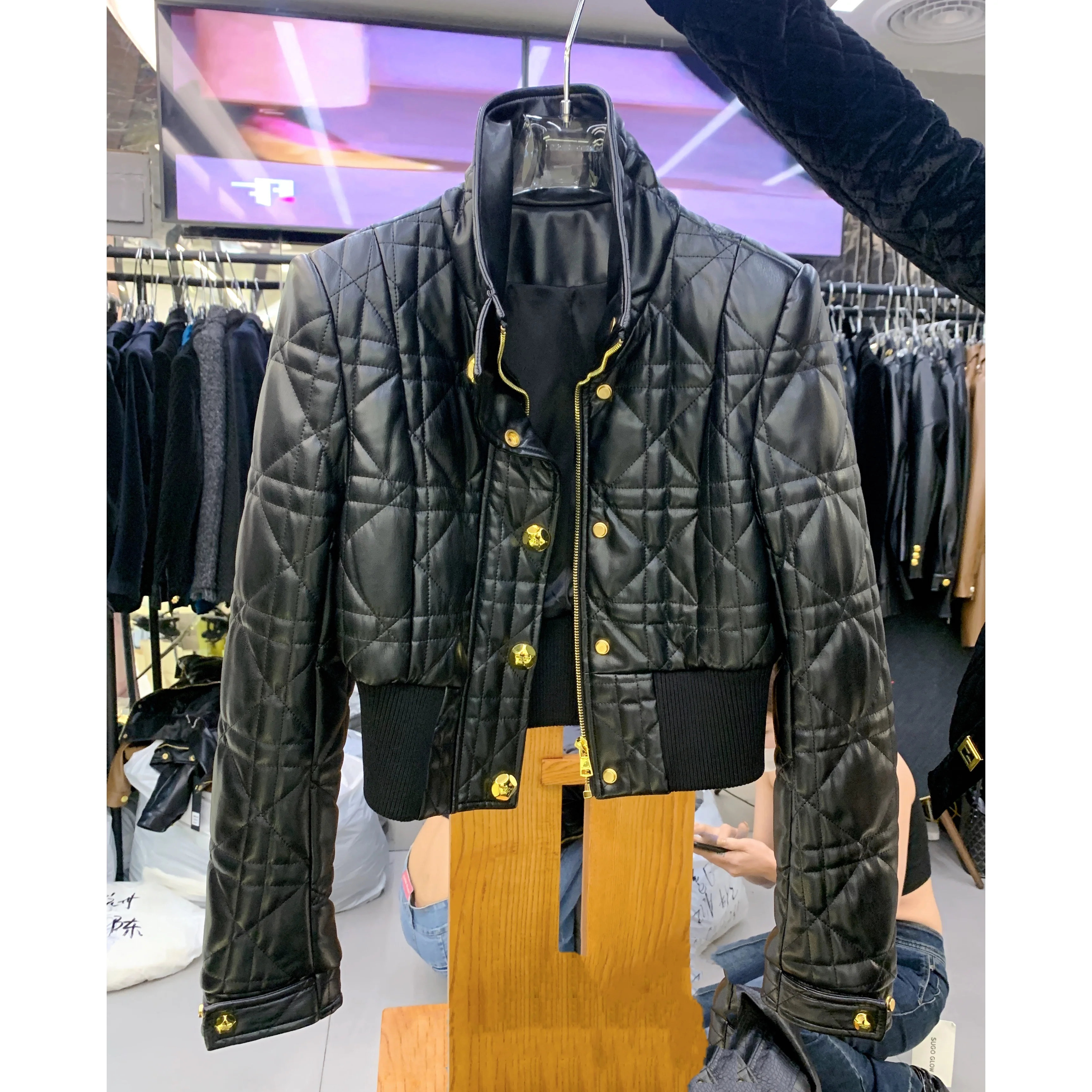 Winter Clothes Women 2022 Fashion Coats PU Leather Cotton Padded Jacket Plaid Stand Collar Short Zipper Faux Leather Jackets