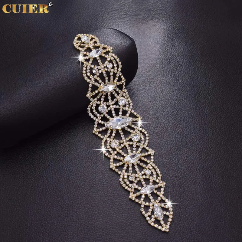 

DIY 2pcs Sew on Gold Base Crystal Horse Eye Rhinestone Patch Applique Trim Strass Bridal Belt Sash Headband Accessory Cute Patch