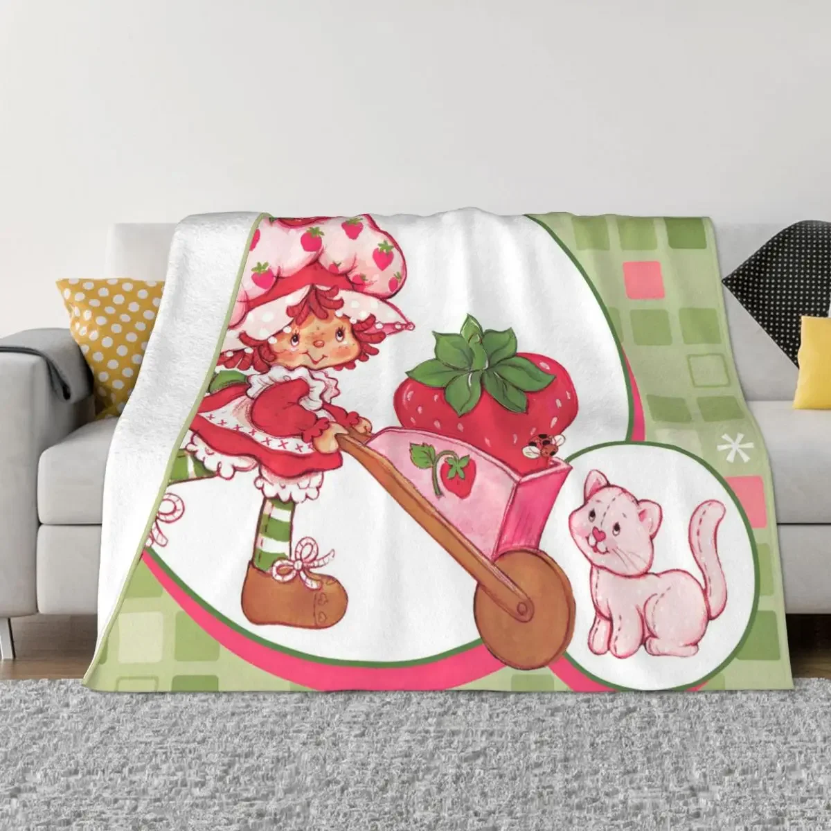 

Strawberry Shortcake Cat Blanket Flannel Textile Decor Kawaii Cartoon Super Warm Throw Blankets for Sofa Office Rug Piece