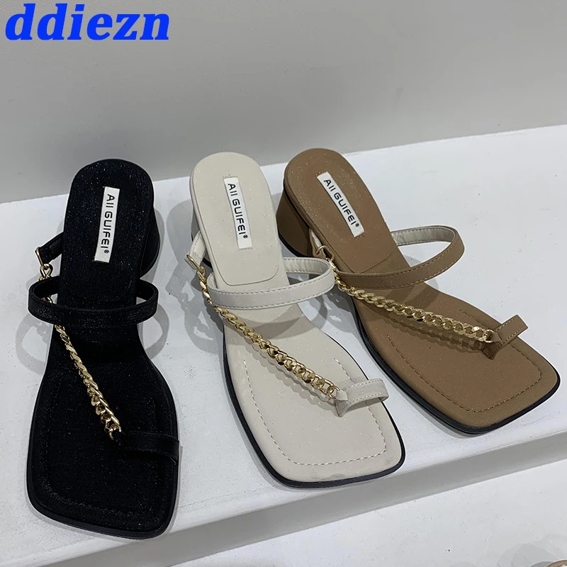 

Сланцы женские на квадратном каблуке, сандалии с квадратным носком, туфли-лодочки с металлической цепочкой, шлепанцы, лето 2023