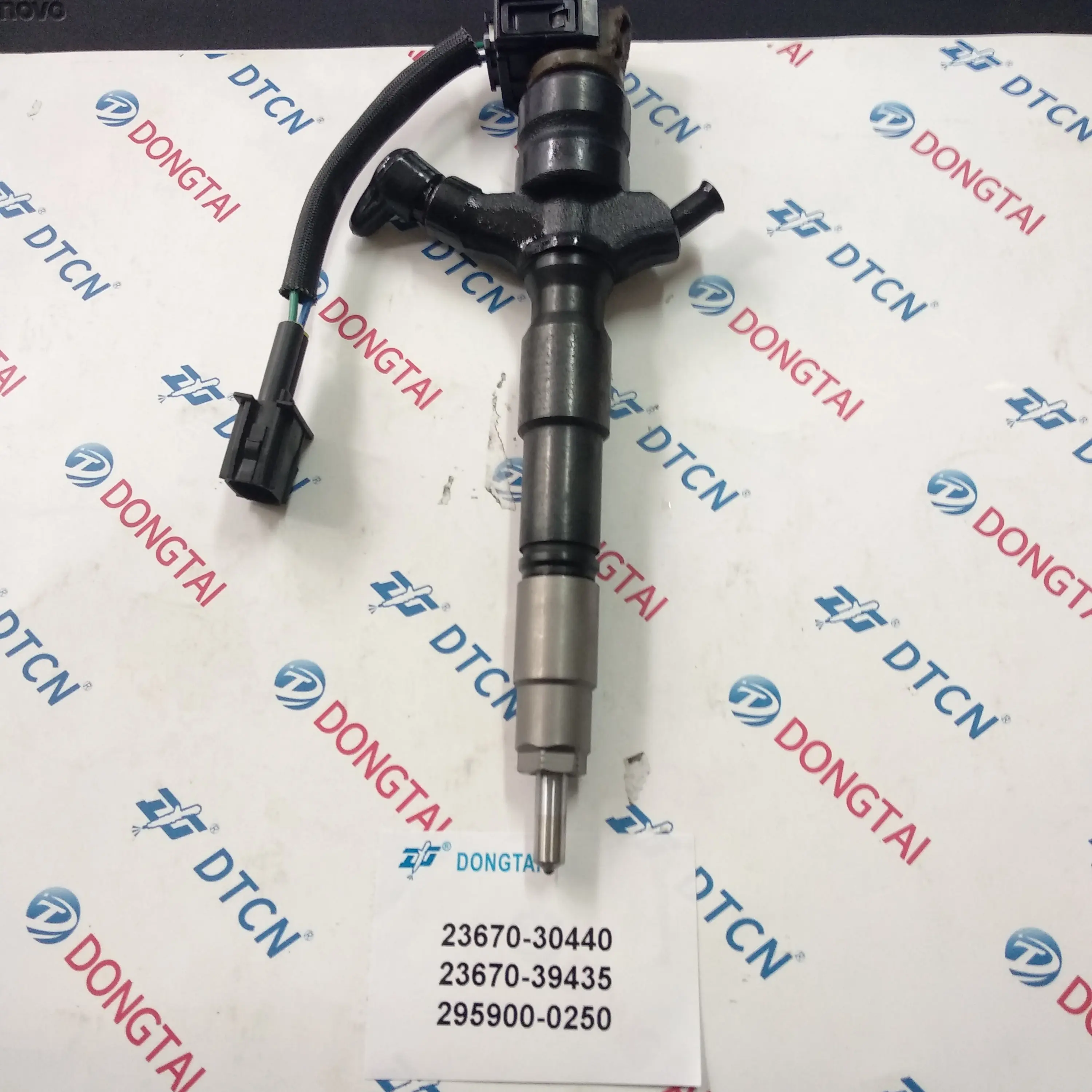 Пьезоинжектор DongTai 23670-30440 23670-39435 295900-0250 для дизельных автомобилей