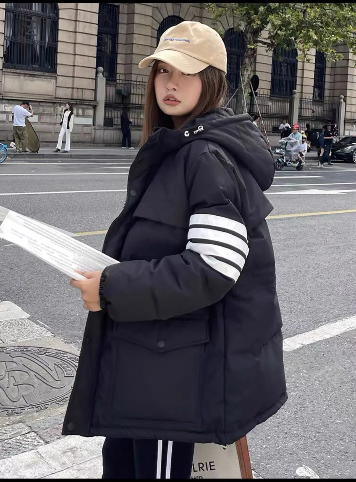 TB White Duck Down Jacket Loose Men's and Women's Same Style Winter Short High Waist Warm Coat Top Thickened Collar