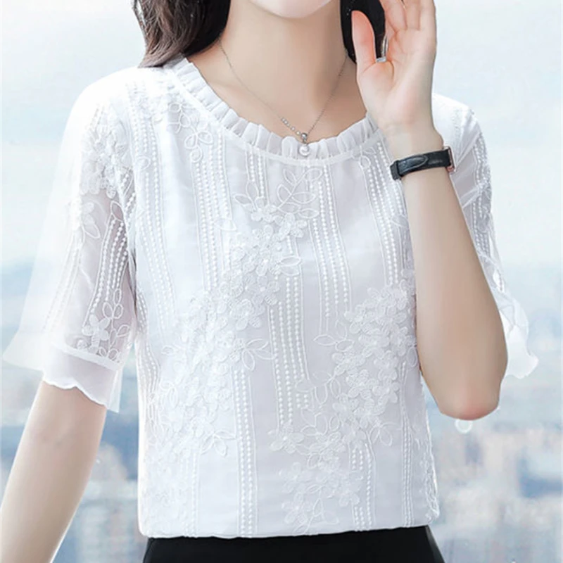 

Sandro Rivers Casual White Lace Short-Sleeved Top Women's Thin Fashion Beautiful Foreign Style Small Shirt Women Blouse