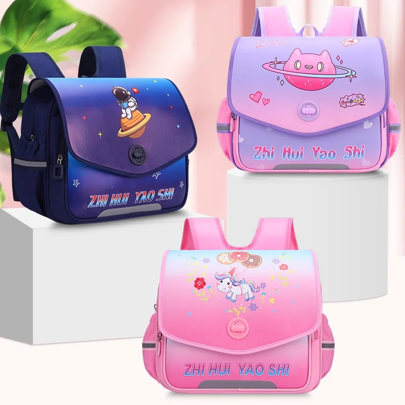 Primary School Students Horizontal Bags for Girls Boys New Cute Children Cartoon Astronaut Unicorn British Style Backpacks Hot