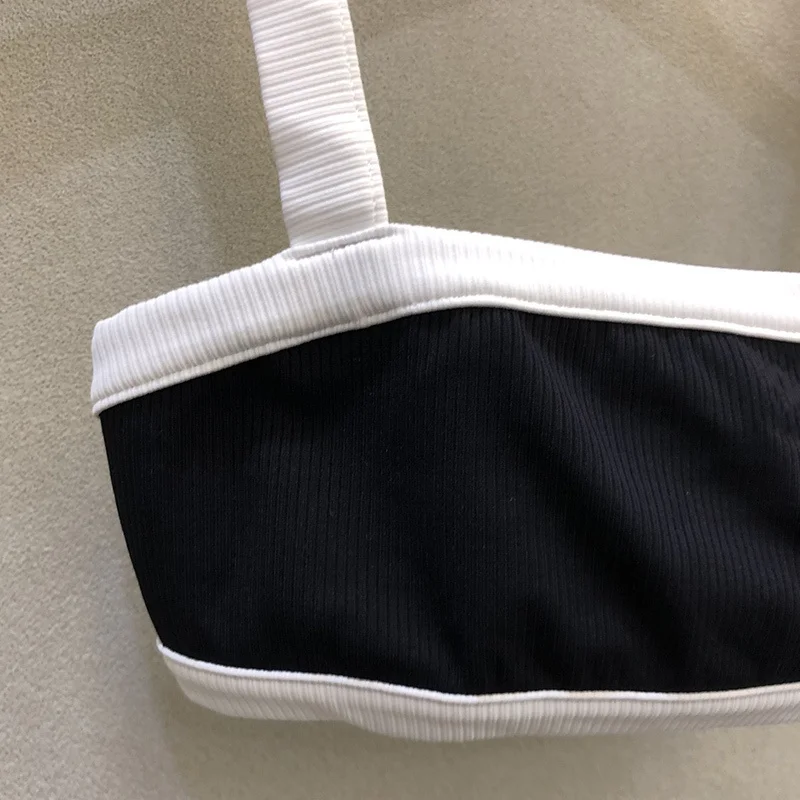 Рисунок 2 - Роскошные летние купальники из двух предметов