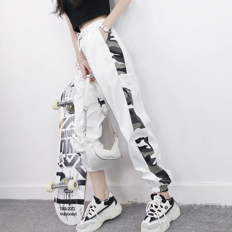 

Hiphop Cargo Pants Women Casual Wide Leg Pants Camouflage Strip Side Summer Fashion Skateboarding Trousers Drawstring Sweatpants