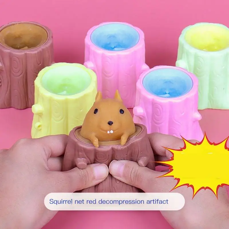 

Evil little squirrel net red decompression toy squeeze stump pinch music rubber toy children's entertainment