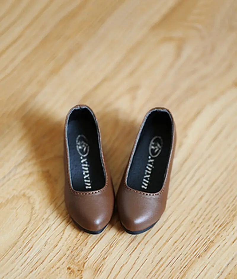 

Brown 1/3th Low-heeled Lazy Shoes for Women BJD SD Doll Model