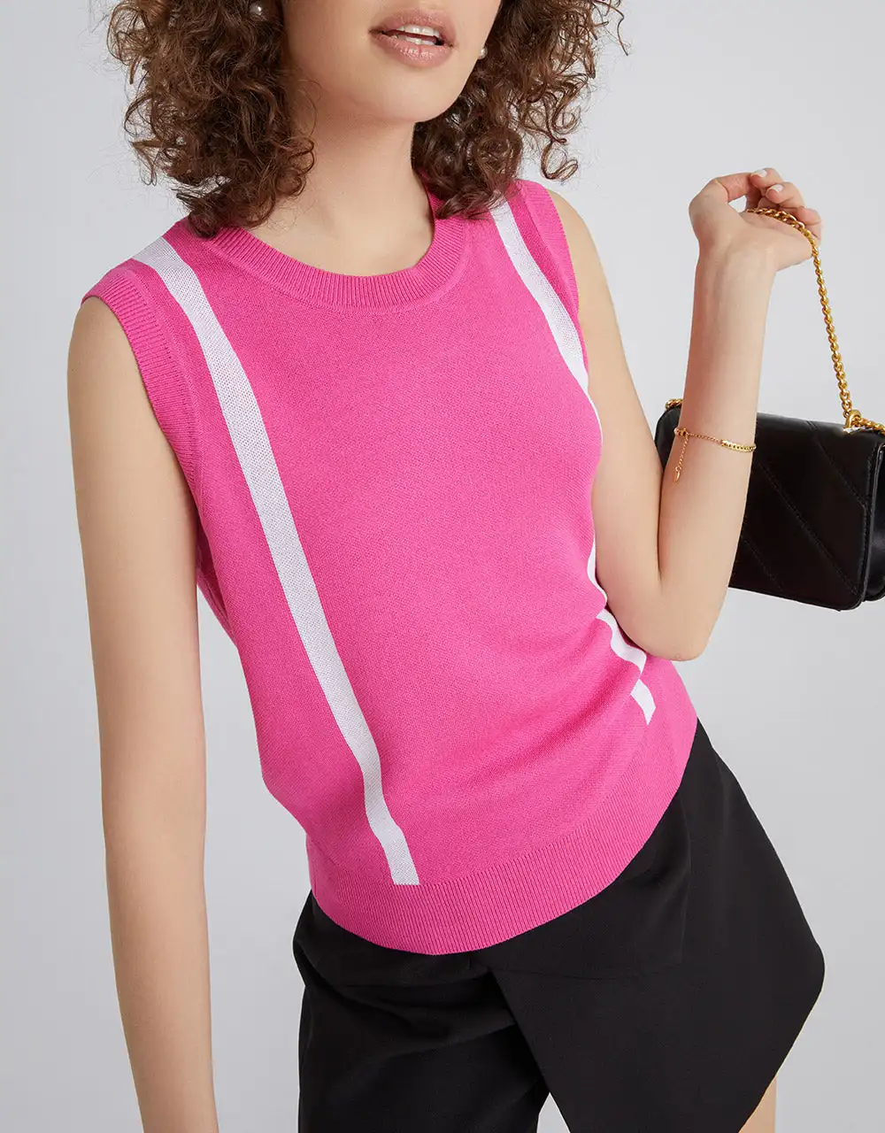 

Crew Neck Sweater Vest