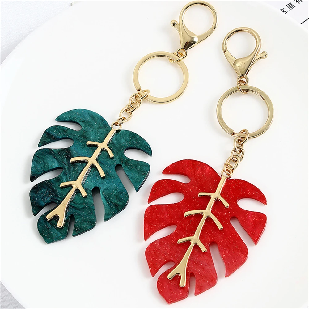 

Christmas Green Leaf Metal Keychain Fresh Foliage Shape Key Rings Women Bag Pendant Accessories Airpods Festival Gifts