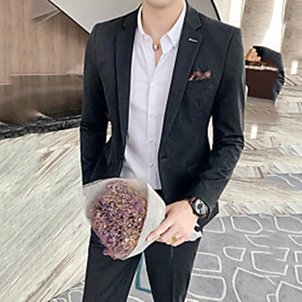 Мужской облегающий деловечерние костюм