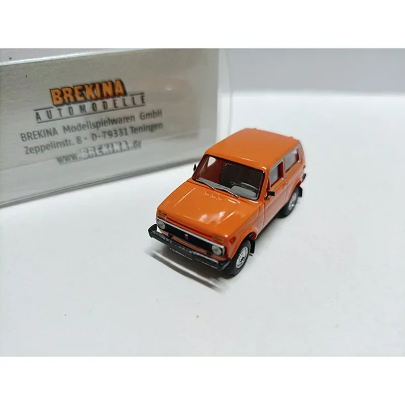 Масштаб 1:87 Лада Нива коллекция пластиковых моделей автомобилей украшения