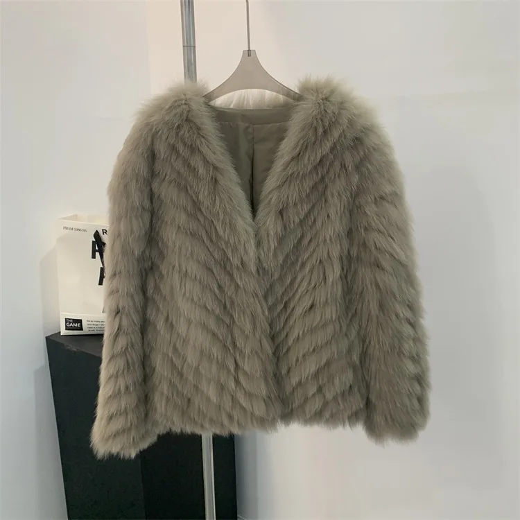 2022 Real Fur Fox Fur coat new women's winter fur stripe coat