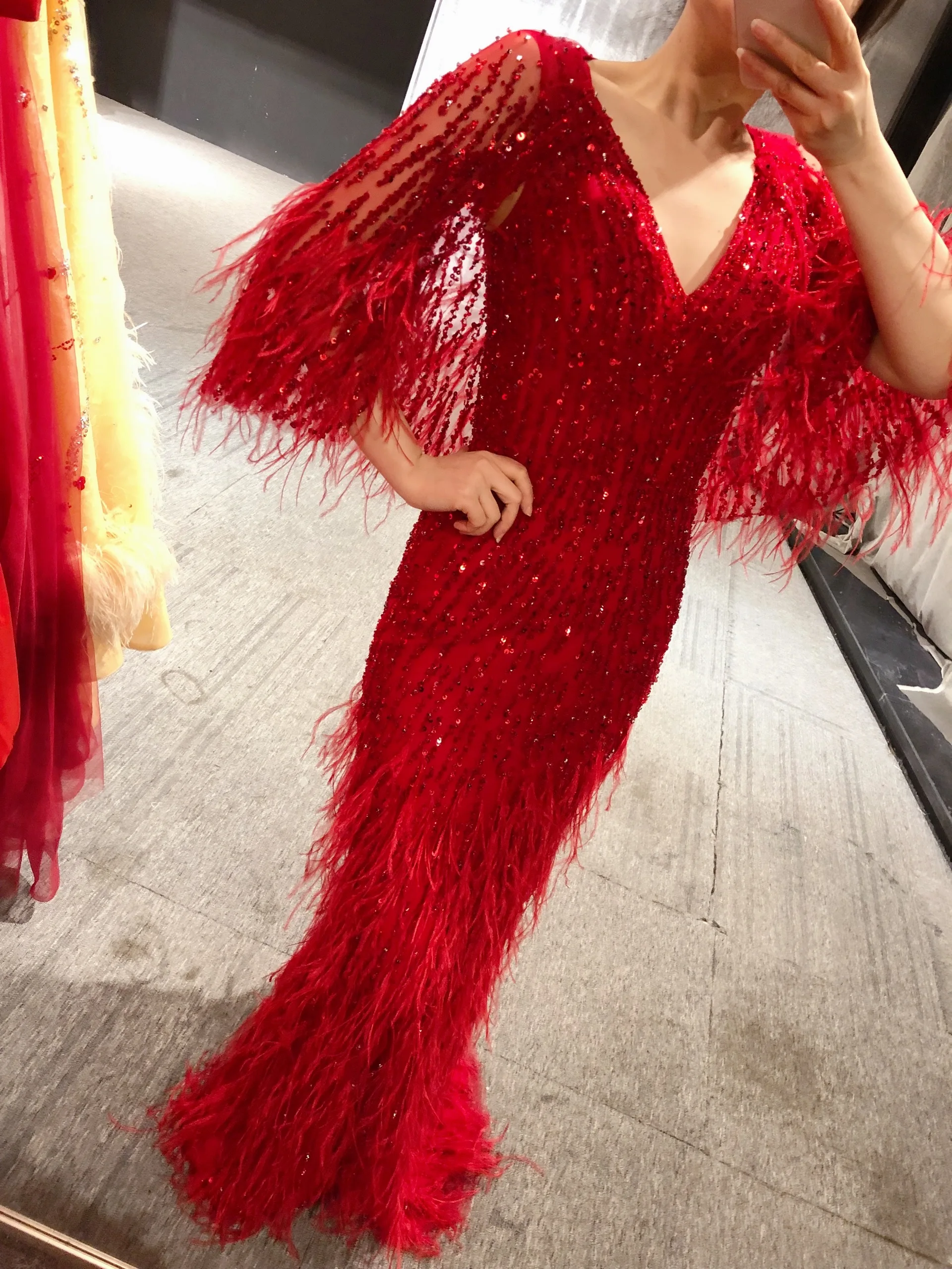 Рисунок 6 - Реальные фотографии темно-красного