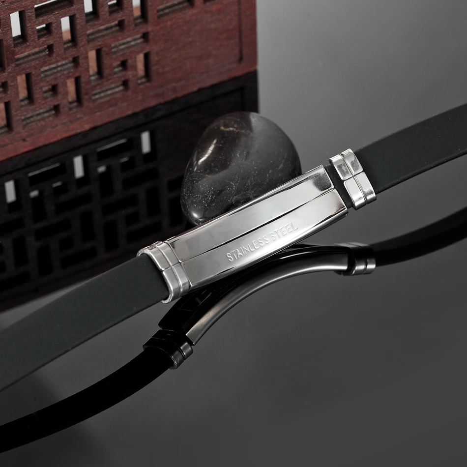 Браслет-манжета из нержавеющей стали