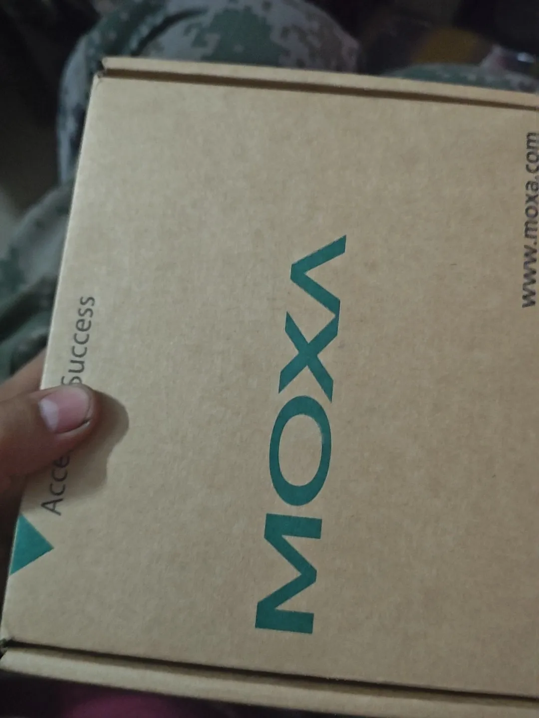Фото Промышленный Ethernet-коммутатор MOXA EDS-308-S-SC V2.1 №3