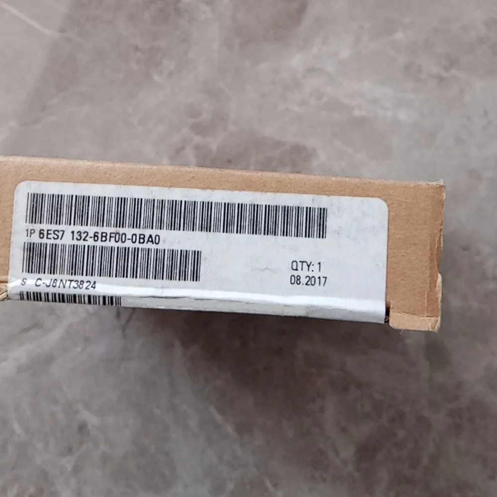 

Совершенно новые модули цифрового вывода 6ES7 132-6BF00-0BA0 6ES7132-6BF00-0BA0 в коробке