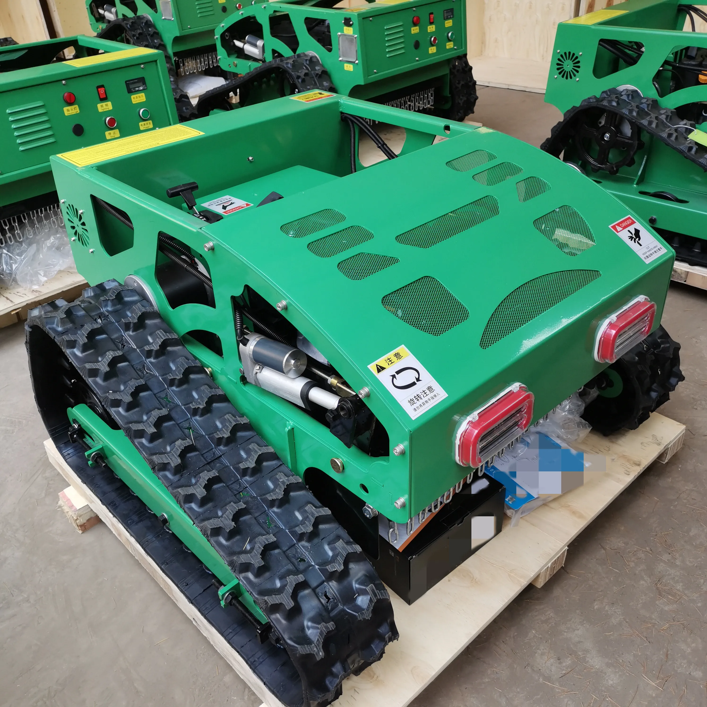 Рисунок 3 - Сельскохозяйственная техника