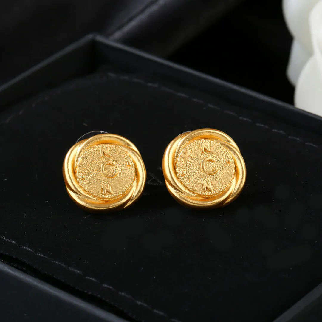 

High Quality Earrings for Women Simple Vintage Round Brass Metal Earrings Christmas Gifts Women Jewelry
