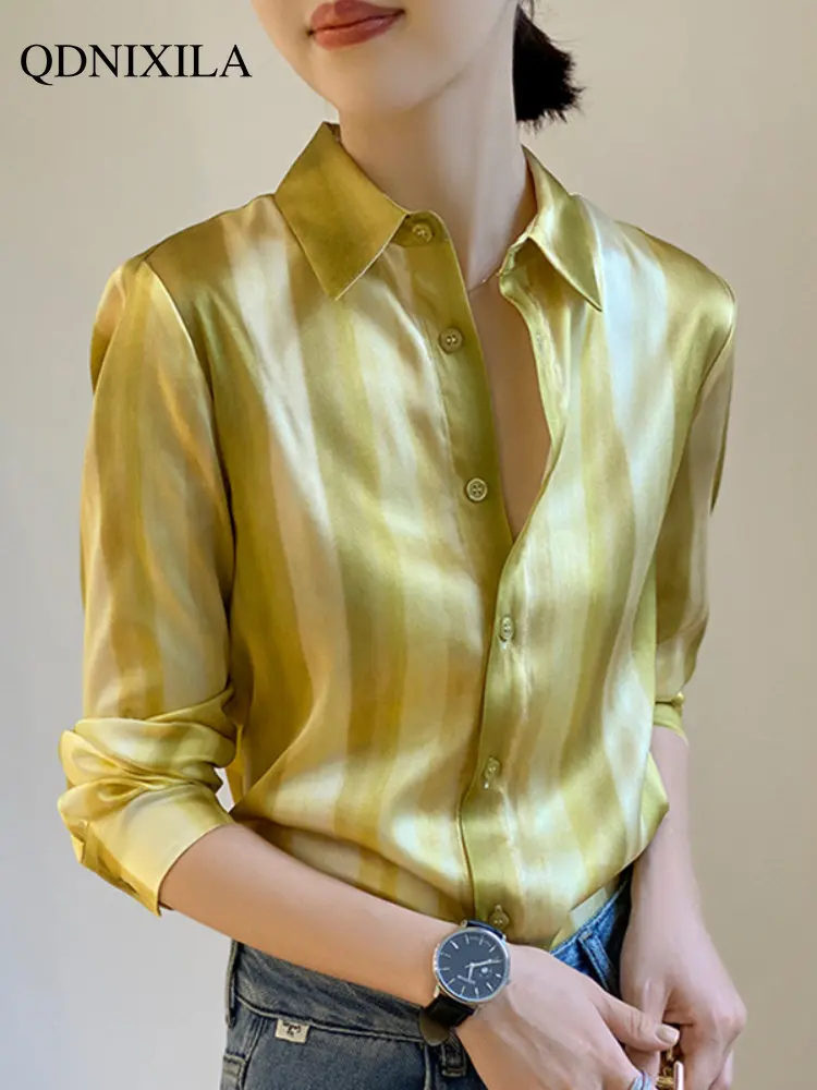 

Shirts and Blouses Green Printed Satin Shirt Women's Mulberry Silk Commuting Women's Shirt Elegant and Youth Woman Blouses