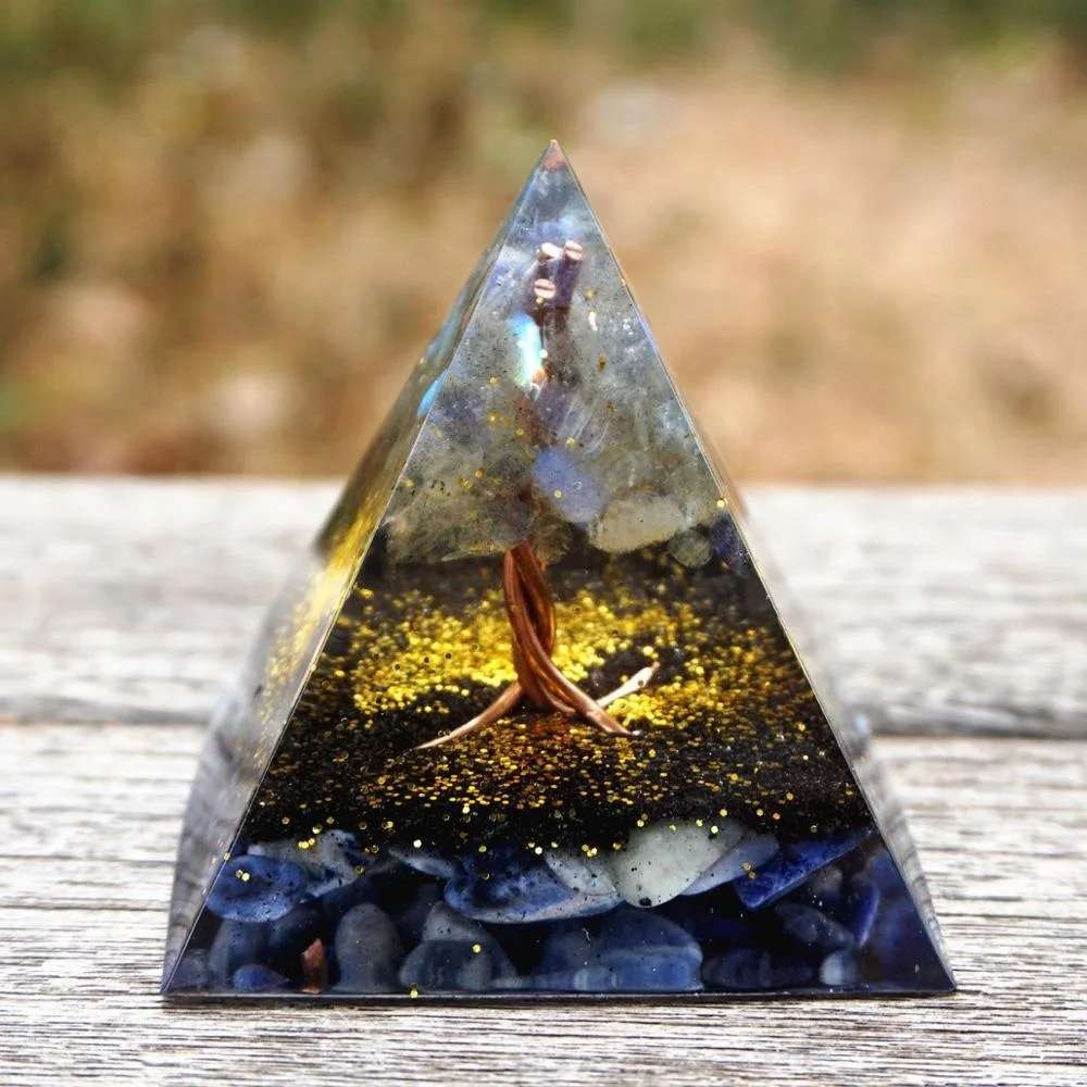 

Pyramid Natural Aogen Crystal Moonstone And Bluestone Crushed Stone Resin Aogen Aogang Energy Gold Tower Crystal crystal decor