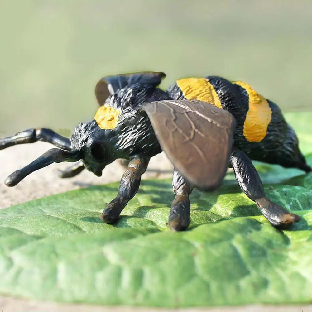 

1Pc Simulation Animal Bee Model Toys Figures Dolls Toys For Children Party Festival Home Decoration Bag Shoes Accessories R6D1