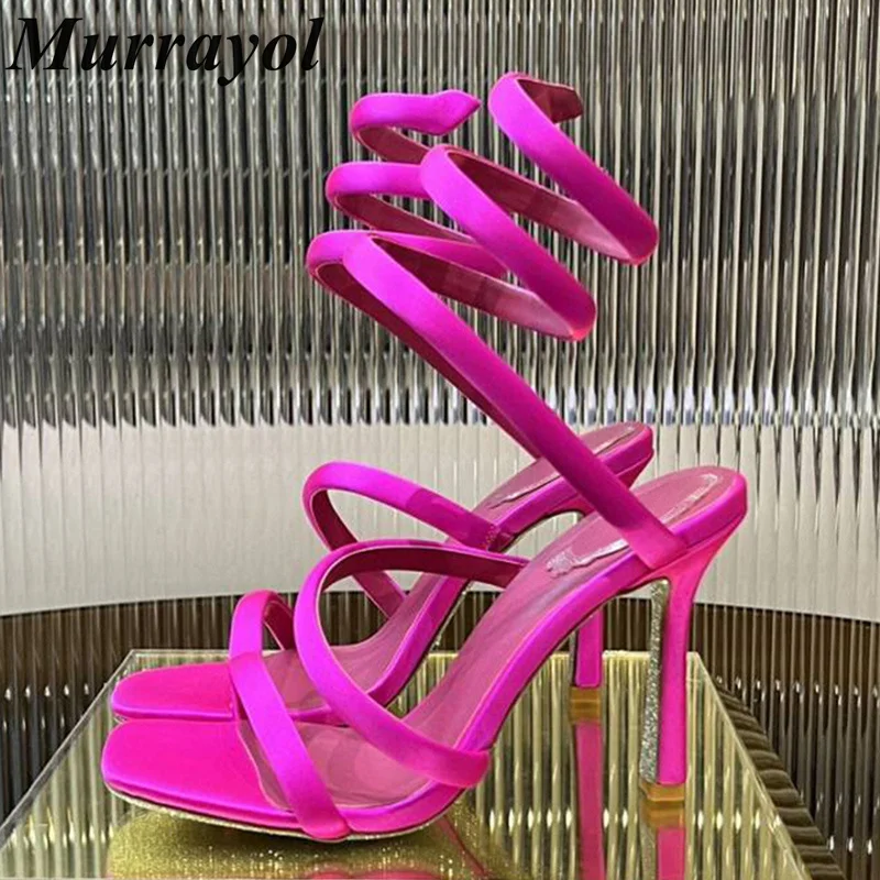 Новые атласные сандалии на тонком высоком каблуке с одним ремешком женские